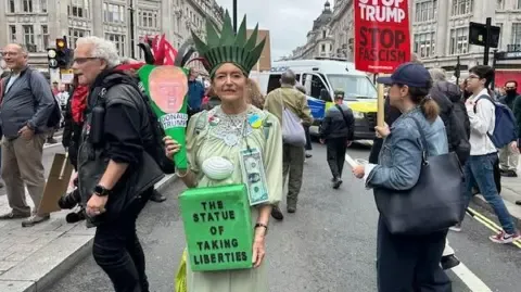 Thousands Protesters Converge in Downtown London to Challenge Donald Trump's Return Diplomatic Journey